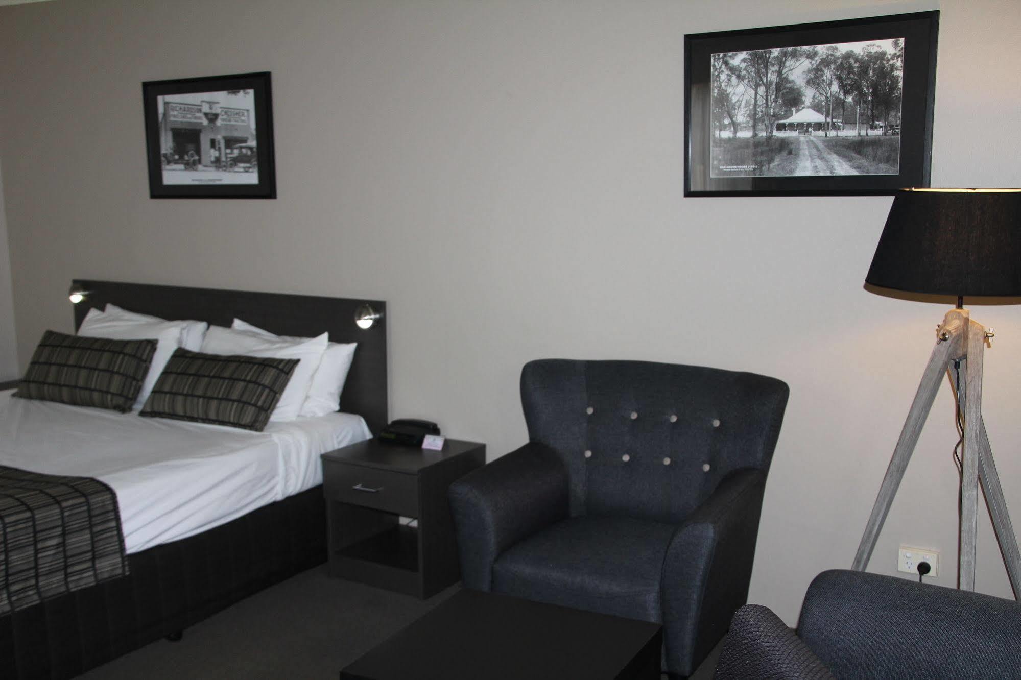 The Galaxy Motel Gosford Bagian luar foto