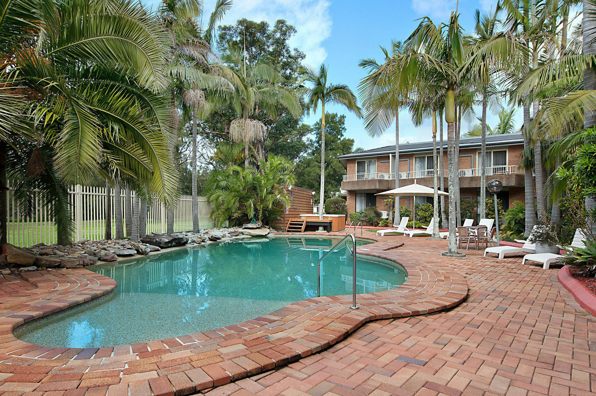 The Galaxy Motel Gosford Bagian luar foto